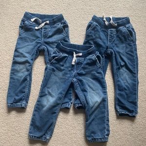 Bundle of 3T Gap Jeans